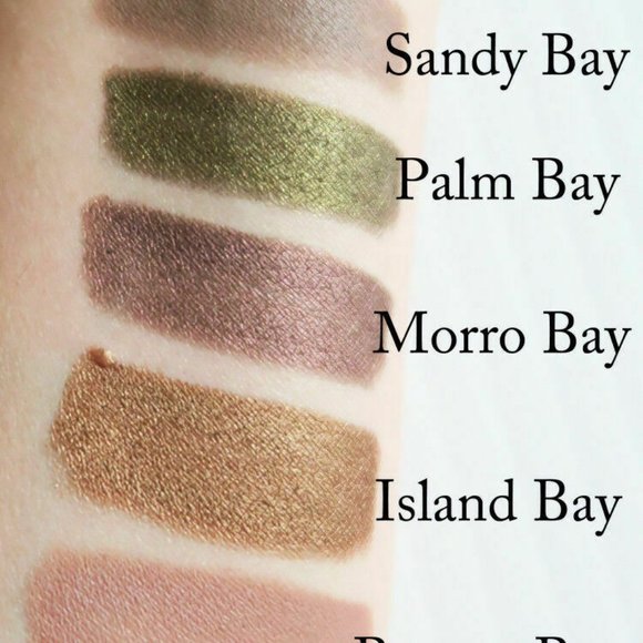 NEW Cargo Swimmables Eyeshadow Stick Paradise Bay - Picture 7 of 8